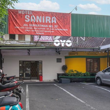 Collection O Hotel Sanira Bandung Exterior photo